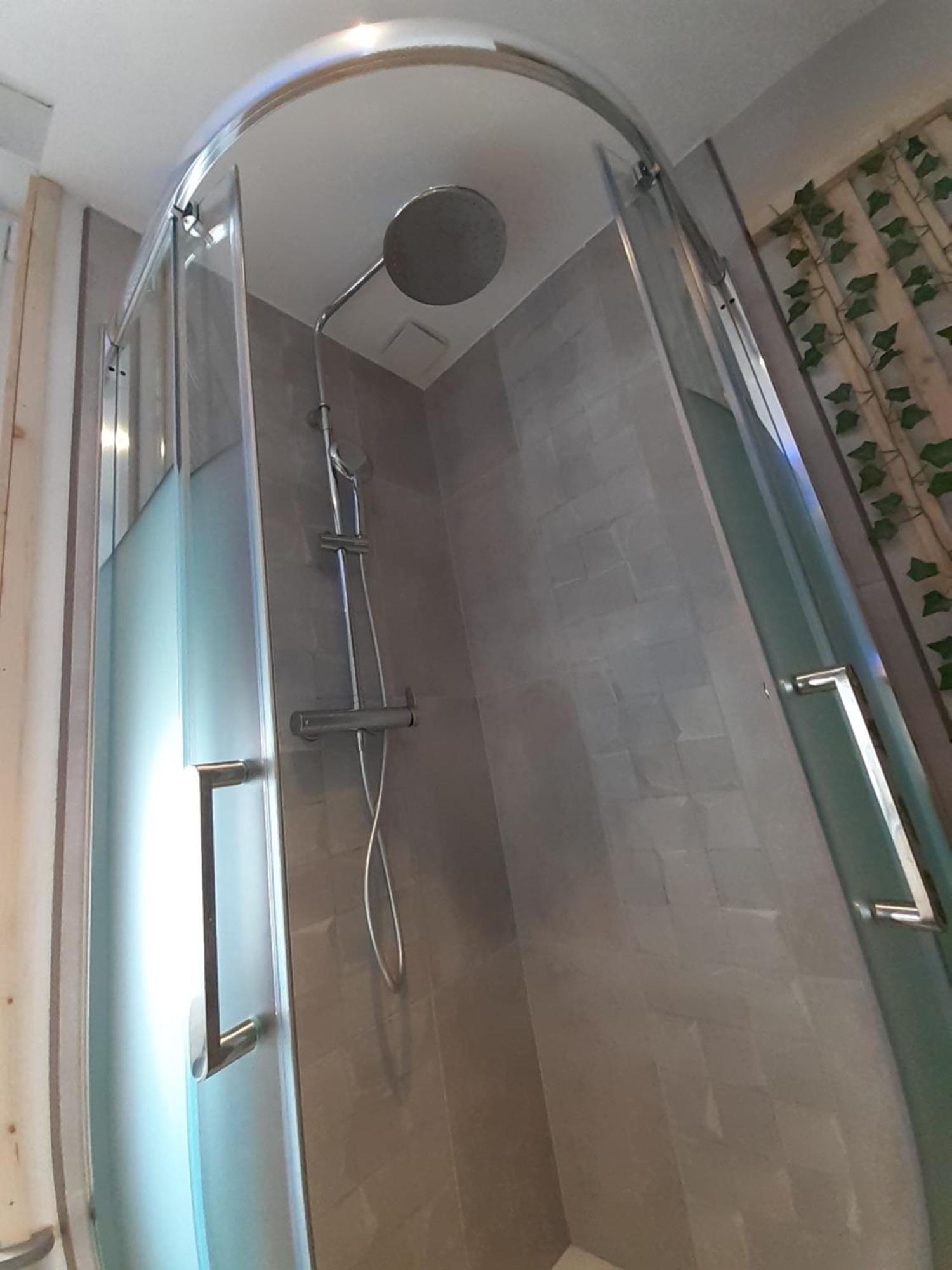 Bosquet, Hotel A Valenciennes Aulnoy-lez-Valenciennes Экстерьер фото